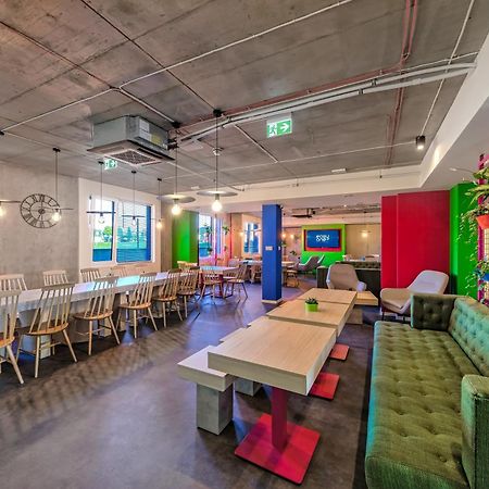 Easy One Premium Art Aparthotel Krasków Εξωτερικό φωτογραφία