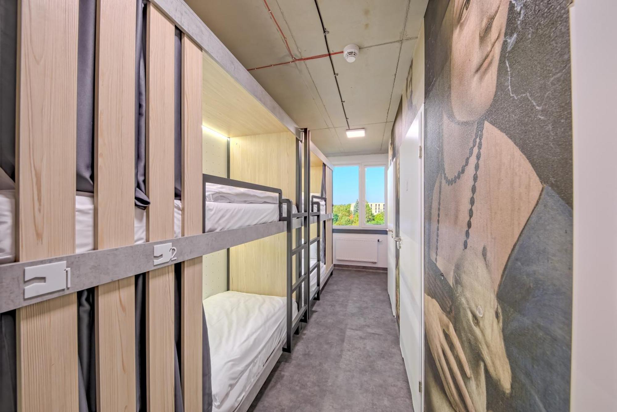 Easy One Premium Art Aparthotel Krasków Εξωτερικό φωτογραφία