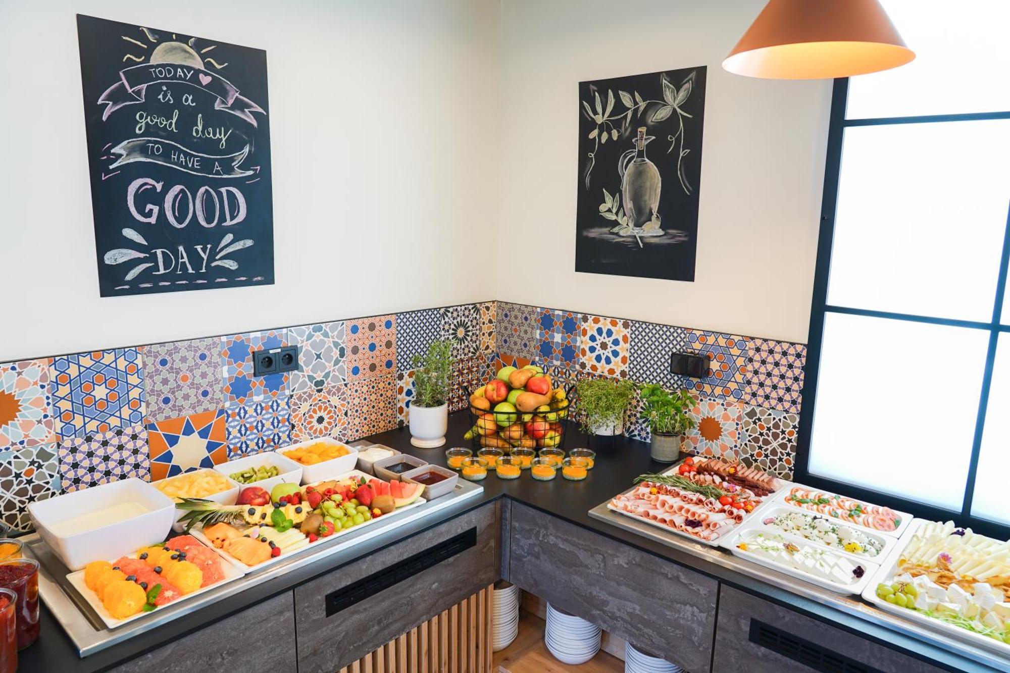 Easy One Premium Art Aparthotel Krasków Εξωτερικό φωτογραφία